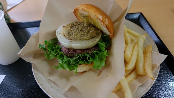 イングランドの丘　あわじしまバーガー