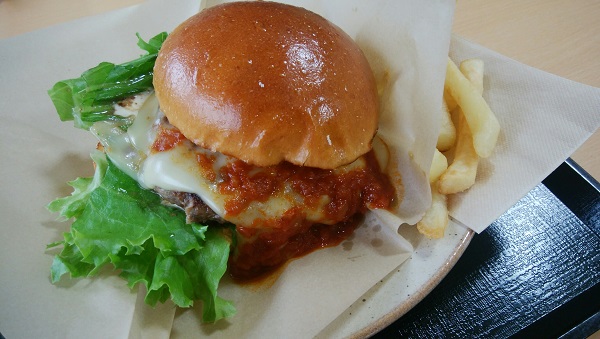 イングランドの丘　あわじしまバーガー