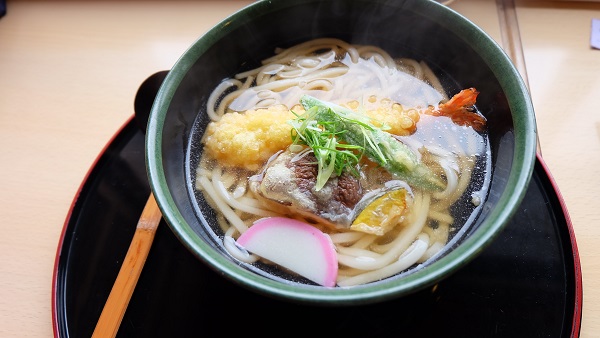 【和歌山県】道の駅田辺市龍神ごまさんスカイタワー 天空うどん